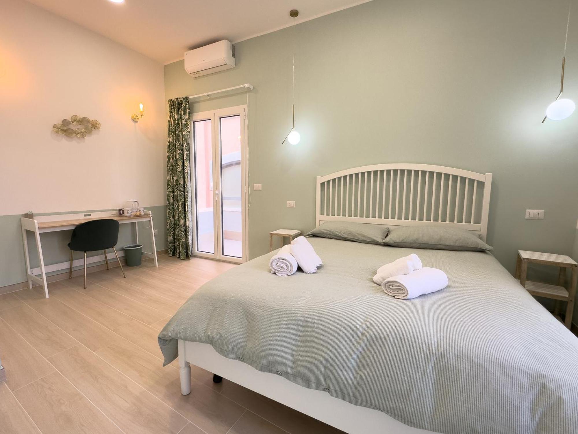 Real Poggio Hotel Naples Luaran gambar